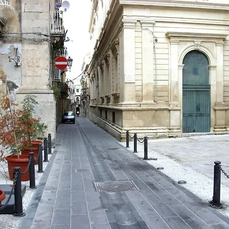 Loft In Ortigia Appartement *
